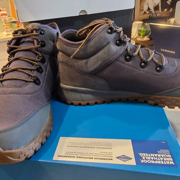 COLUMBIA MEN'S SIZE 12 FAIRBANKS MID WATERPROOF BOOT Graphite BM9774-054 NIB - Picture 3 of 14